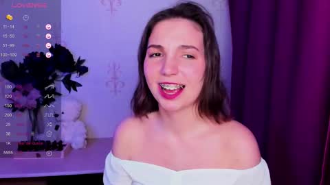 Snapshot of kindhazelhere_ chatting on February 20, 2026, 6:48 am Hazel online show from February 20, 2026, 6:48 am