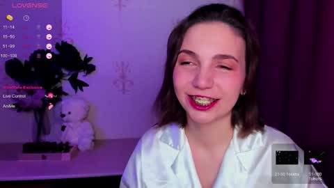 Snapshot of kindhazelhere_ chatting on February 26, 2026, 12:20 am Hazel online show from February 26, 2026, 12:20 am