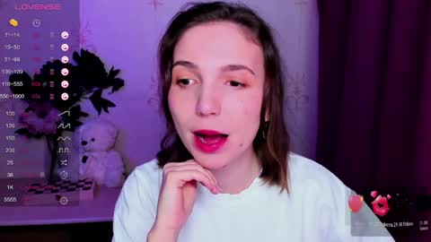 Hazel online show from April 7, 2026, 12:33 am