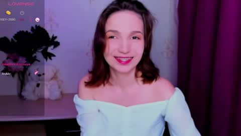 Snapshot of kindhazelhere_ chatting on June 8, 2026, 1:28 am Hazel online show from June 8, 2026, 1:28 am