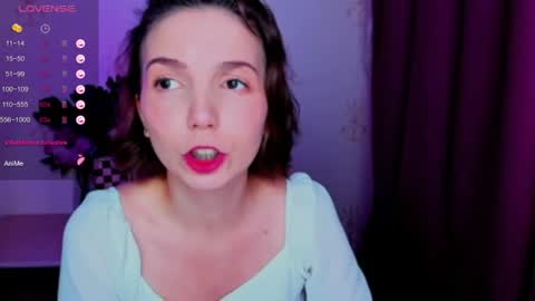 Snapshot of kindhazelhere_ chatting on July 19, 2026, 4:05 am Hazel online show from July 19, 2026, 4:05 am