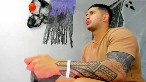 Angel Falconer online show from October 15, 2025, 3:06 am