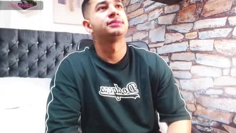 Angel Falconer online show from November 22, 2025, 9:14 pm