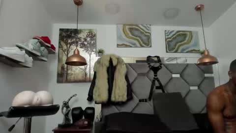 HOT MEN BLACK online show from January 28, 2025, 5:14 pm