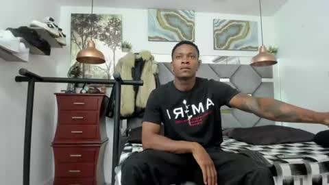 Snapshot of king_fitt_ chatting on July 2, 2026, 11:11 pm HOT MEN BLACK online show from July 2, 2026, 11:11 pm