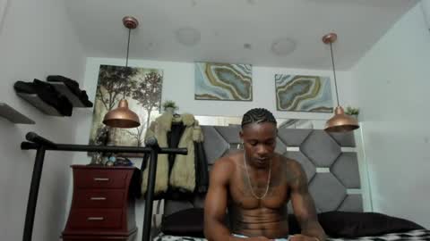 Snapshot of king_fitt_ chatting on August 8, 2026, 3:47 pm HOT MEN BLACK online show from August 8, 2026, 3:47 pm