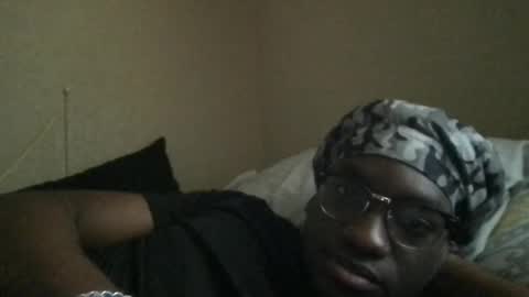 Snapshot of king_lj293 chatting on January 1, 2025, 6:27 pm king lj online show from January 1, 2025, 6:27 pm