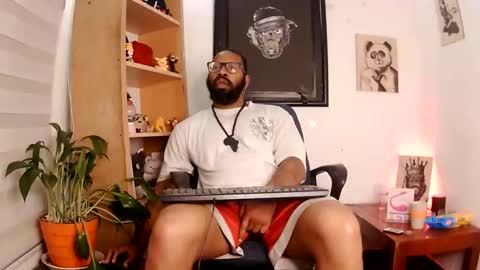 Malik  online show from November 5, 2025, 10:48 am