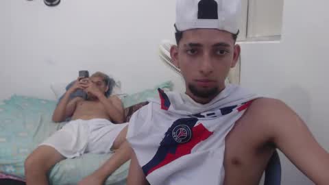 king_master22 online show from October 15, 2025, 9:37 pm