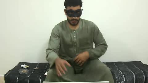Snapshot of king_of_arabians chatting on June 18, 2026, 9:14 am king_of_arabians online show from June 18, 2026, 9:14 am