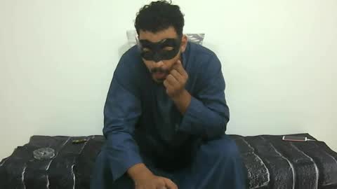 Snapshot of king_of_arabians chatting on July 19, 2026, 4:38 am king_of_arabians online show from July 19, 2026, 4:38 am
