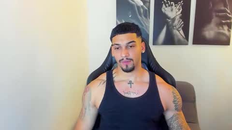 king_of_kings__ online show from September 20, 2025, 9:27 pm