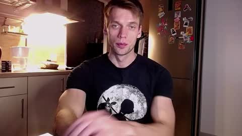 king_pong online show from December 14, 2025, 10:36 pm