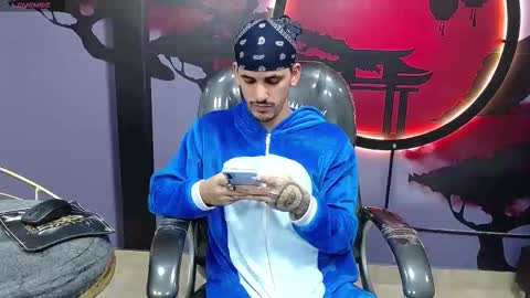 king voy online show from October 28, 2025, 9:17 pm