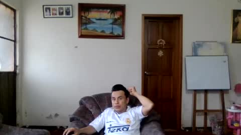 Snapshot of kingalejito chatting on May 24, 2026, 8:03 pm KingAlejo online show from May 24, 2026, 8:03 pm