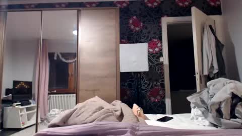 sexysexyhotwetpinkredpussy online show from December 22, 2024, 4:38 pm