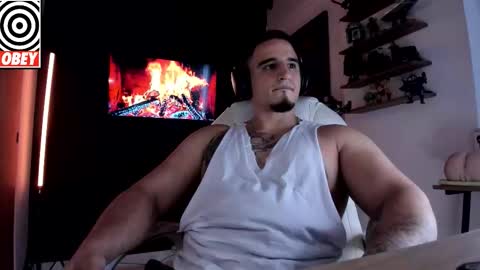 King Bear online show from November 6, 2025, 8:04 am