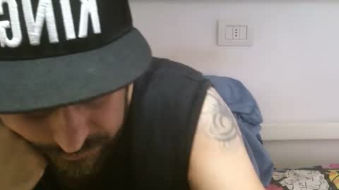  ivano corona  online show from April 18, 2026, 1:15 pm