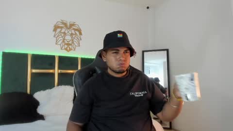 Snapshot of kingg_jay chatting on May 27, 2026, 12:02 pm kingg_jay online show from May 27, 2026, 12:02 pm