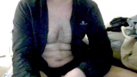 kingindisguise69 online show from March 5, 2025, 12:59 am