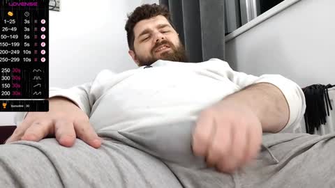 Snapshot of kingmarti chatting on December 24, 2024, 3:27 am Marti online show from December 24, 2024, 3:27 am