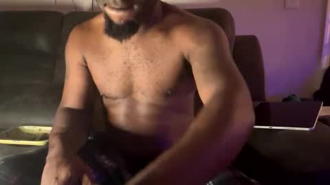 kingofkingz74 online show from October 30, 2025, 2:35 am