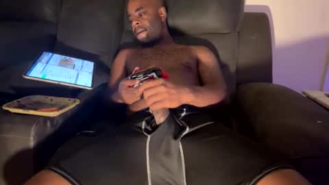 kingofkingz74 online show from November 27, 2025, 4:03 am