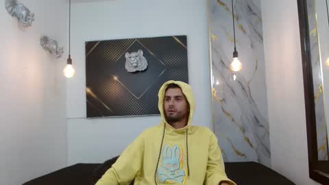 KING  online show from March 16, 2026, 2:17 am