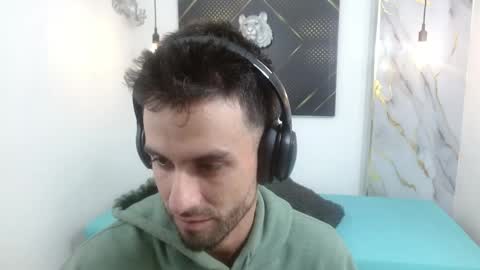 KING  online show from April 14, 2026, 3:56 am