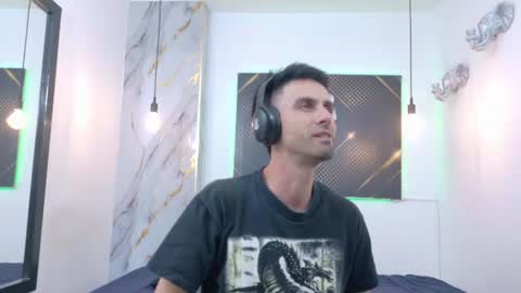 Snapshot of kingoftemptation chatting on July 19, 2026, 3:21 am KING online show from July 19, 2026, 3:21 am