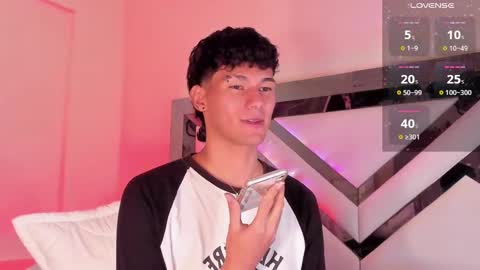  A L E X  online show from January 29, 2025, 6:33 am