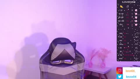  A L E X  online show from October 15, 2025, 2:44 am