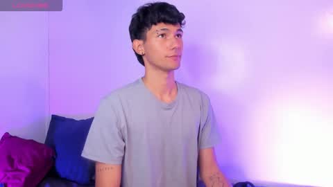  A L E X  online show from December 16, 2025, 4:17 am