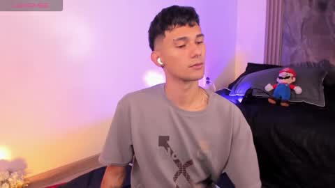  A L E X  online show from February 5, 2026, 3:11 am