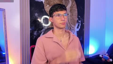  A L E X  online show from April 8, 2026, 3:39 am