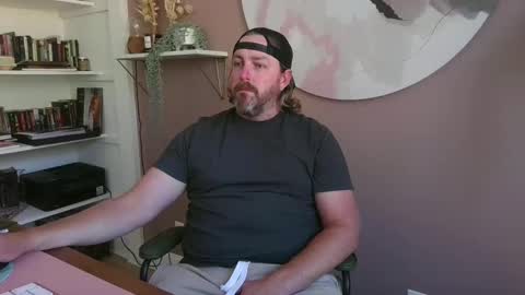 Richard online show from September 9, 2025, 5:56 pm