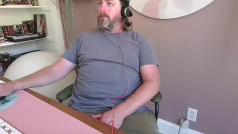 Richard online show from September 11, 2025, 5:57 pm