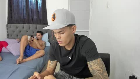 DOMINANT ALPHA KINGS online show from December 13, 2025, 7:53 pm