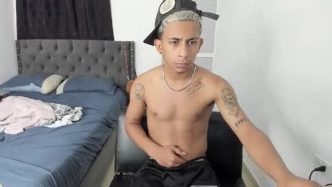 DOMINANT ALPHA KINGS online show from December 14, 2025, 7:58 am