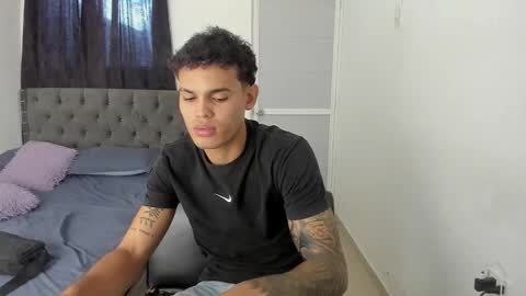 DOMINANT ALPHA KINGS online show from December 21, 2025, 7:21 pm