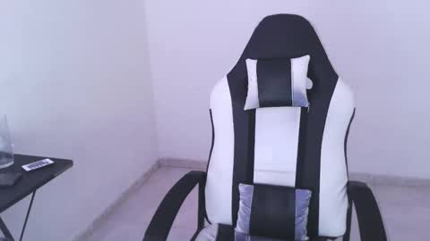 DOMINANT ALPHA KINGS online show from March 22, 2026, 10:13 pm