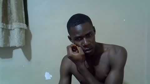 kingsleeee online show from May 10, 2026, 3:01 am