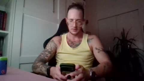 Snapshot of kinky740280 chatting on October 2, 2025, 9:05 am kinky740280 online show from October 2, 2025, 9:05 am