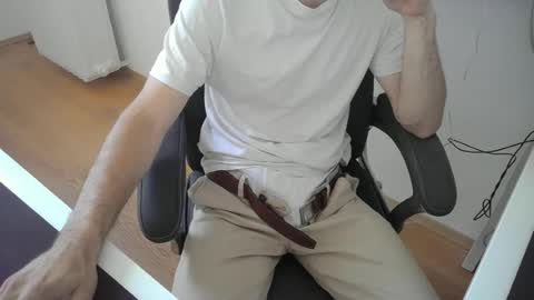 kinky_alaric online show from June 16, 2026, 12:19 pm