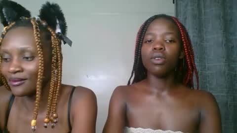 Snapshot of kinky_aria chatting on September 26, 2025, 6:23 pm kinky_aria online show from September 26, 2025, 6:23 pm