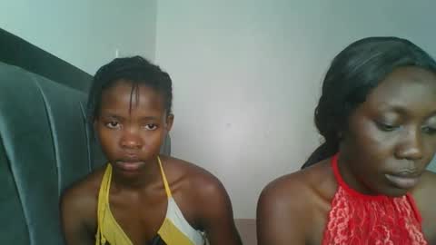 Snapshot of kinky_aria chatting on October 23, 2025, 5:44 pm kinky_aria online show from October 23, 2025, 5:44 pm