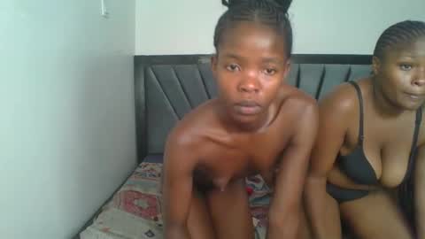 Snapshot of kinky_aria chatting on December 1, 2025, 9:09 pm kinky_aria online show from December 1, 2025, 9:09 pm