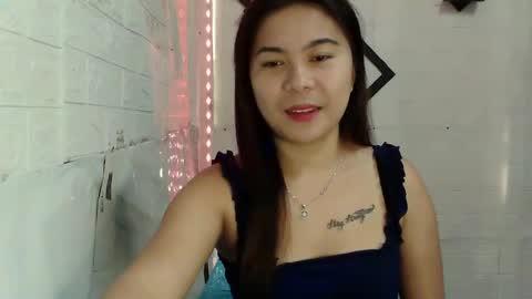 Snapshot of kinky_gurl69 chatting on December 12, 2024, 12:27 am mary online show from December 12, 2024, 12:27 am