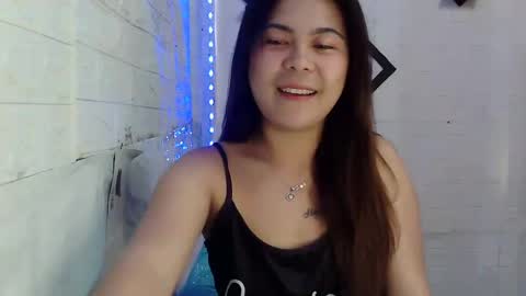 Snapshot of kinky_gurl69 chatting on January 7, 2025, 12:24 am mary online show from January 7, 2025, 12:24 am