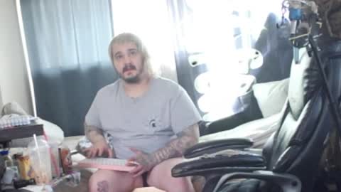 Kinky Cassie online show from April 18, 2026, 9:15 pm